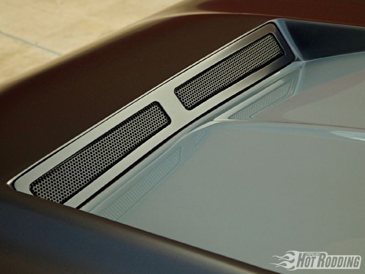 Name:  1007phr_08_o 1970_dodge_challenger .jpg
Views: 770
Size:  48.3 KB