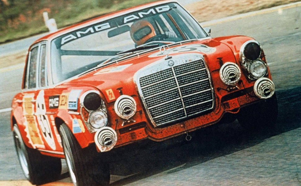 Name:  Mercedes-Benz-300-SEL-63-AMG-Gear-Patrol-Ambiance-21.jpg
Views: 142
Size:  107.4 KB