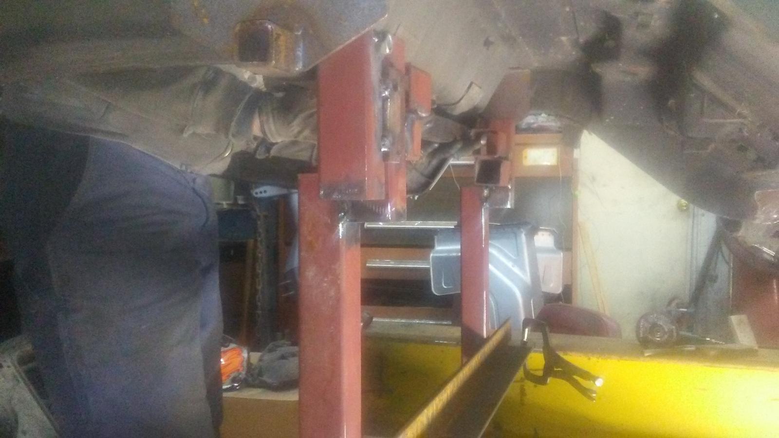 Name:  Rear Spring-Shock Mount Jig Against Factory cross Member Mount.jpg
Views: 3592
Size:  134.6 KB