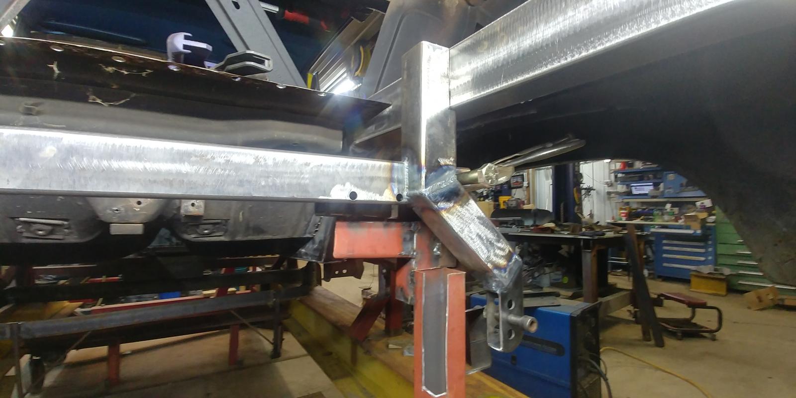 Name:  Rear Cross Member Track Bar Adjustabilty.jpg
Views: 4685
Size:  131.1 KB