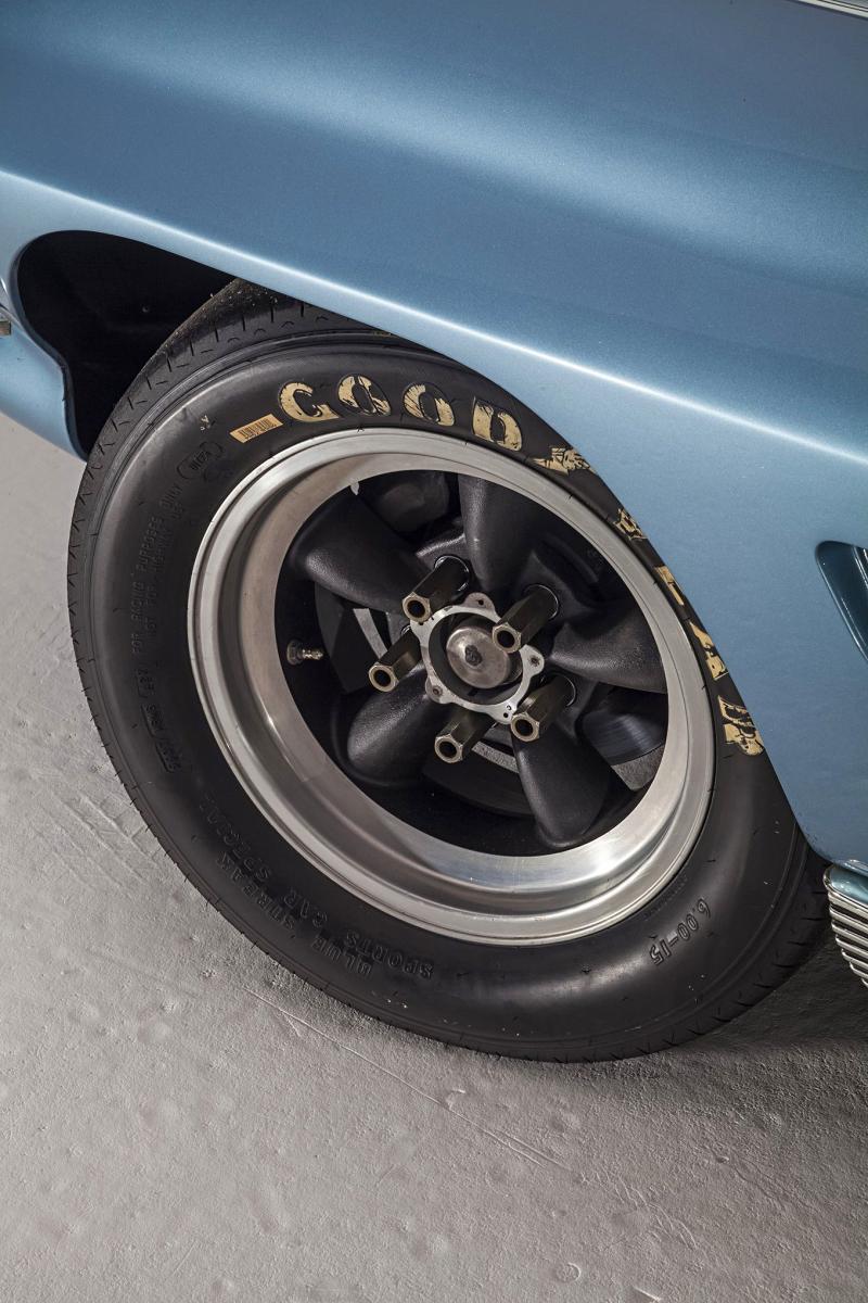 Name:  1963-corvette-z06-big-tank-washburn-edelbrock-005.jpg
Views: 3948
Size:  129.2 KB