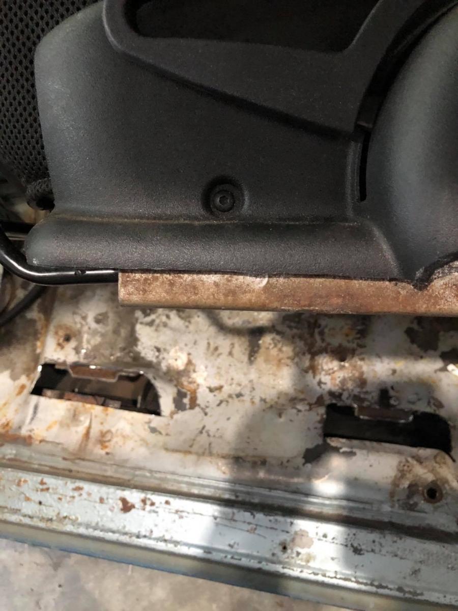 Name:  seat plastic trimmed.jpg
Views: 1555
Size:  117.9 KB