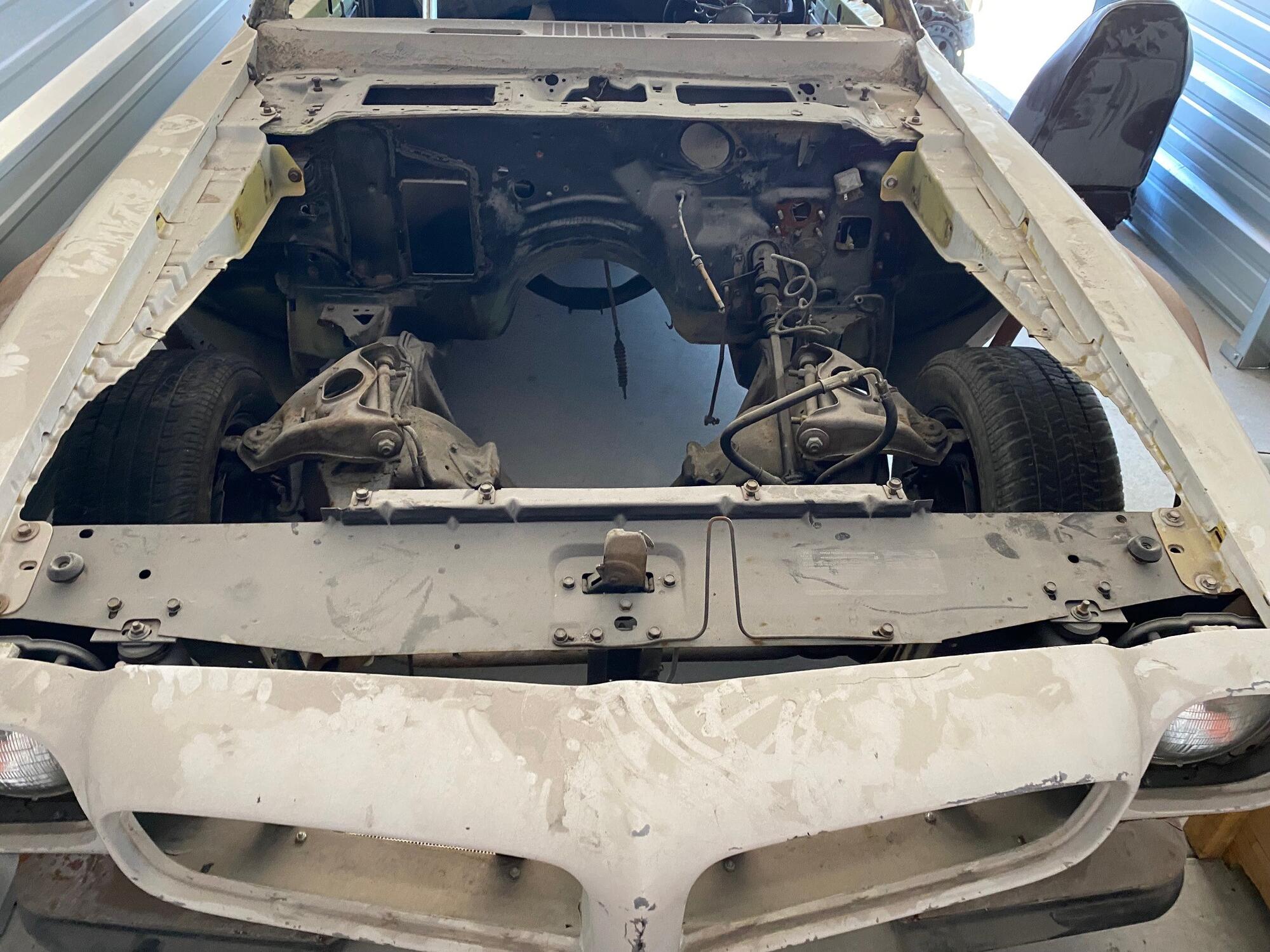 Name:  Engine bay.jpg
Views: 1846
Size:  365.5 KB