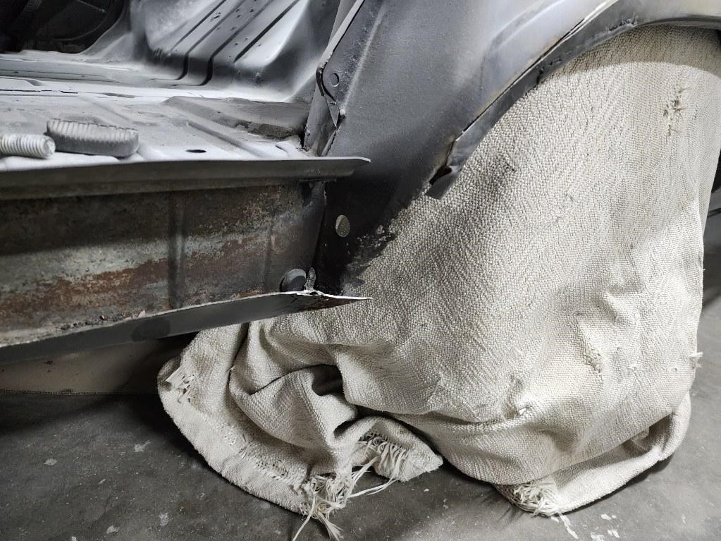 Name:  quarter panel3.jpg
Views: 1524
Size:  227.2 KB