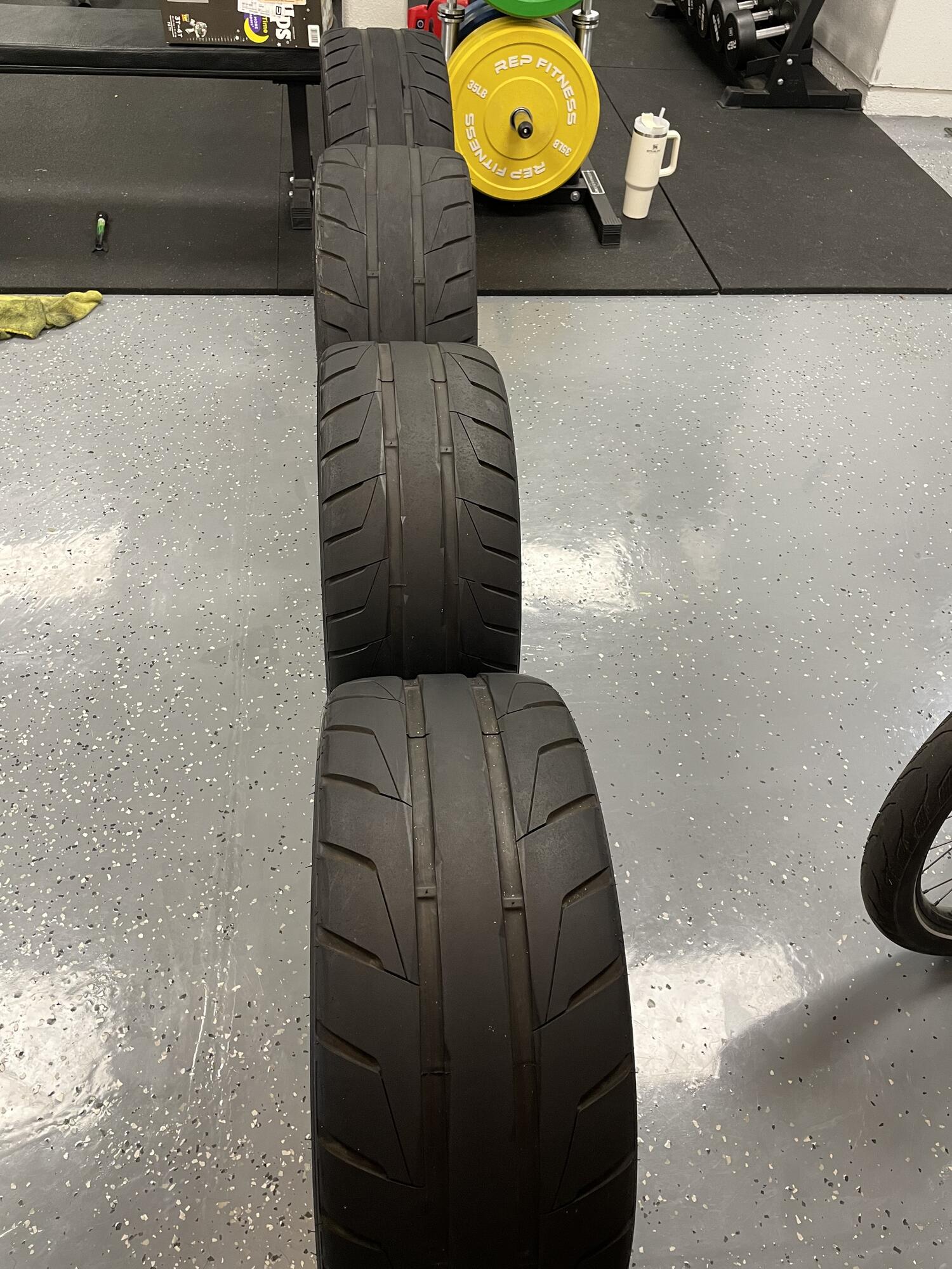 Rocket racing attack wheels