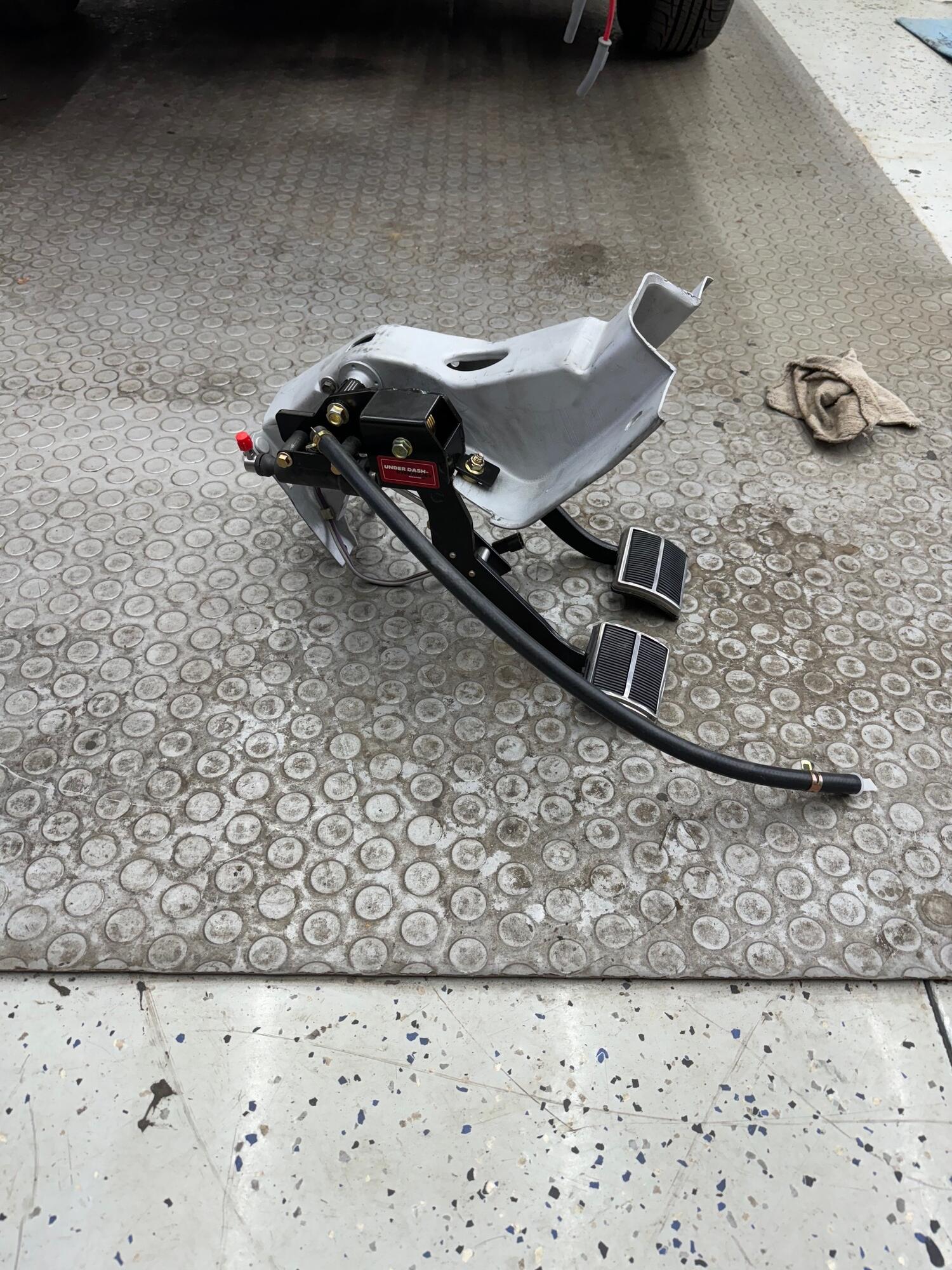 Name:  clutch pedal 3.jpg
Views: 1012
Size:  487.4 KB