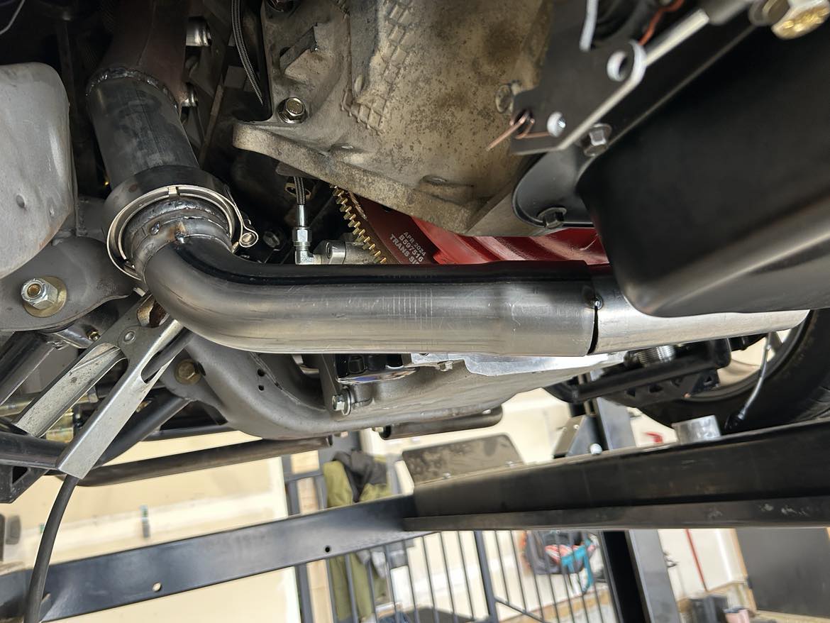 Name:  drivers side exhaust cross over.jpg
Views: 339
Size:  120.5 KB