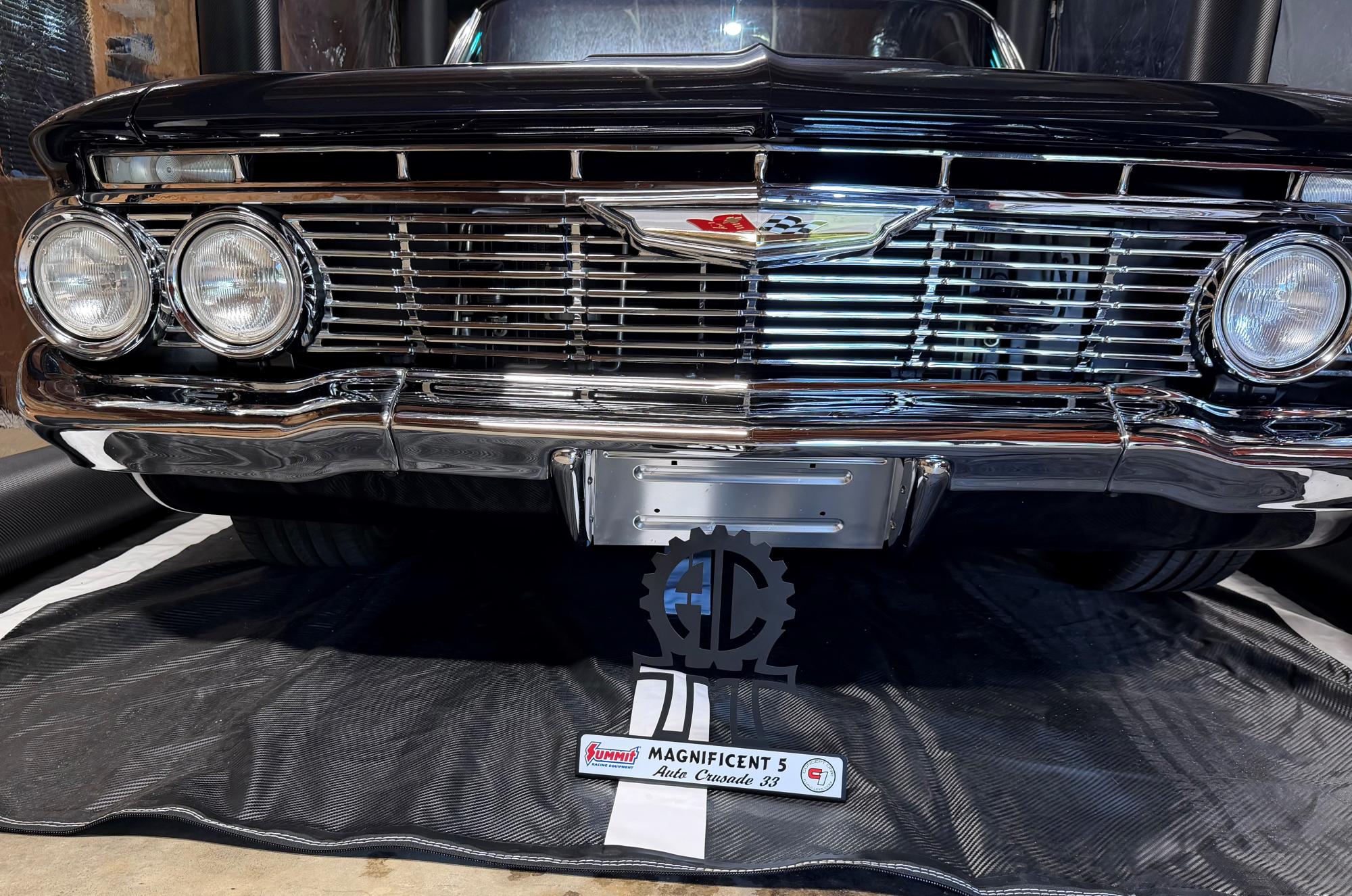 Name:  61 car show pic2.jpg
Views: 70
Size:  490.4 KB