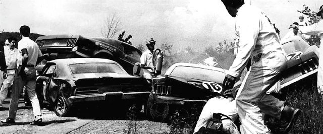 Name:  006-vintage-classic-muslce-cars-accident.jpg
Views: 1842
Size:  48.0 KB