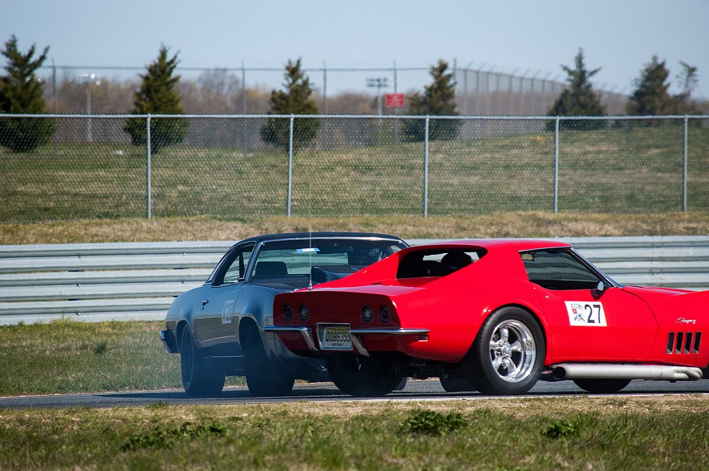 Name:  2012_run_to_the_shore_skids_off_track_sideways_smoke15.jpg
Views: 248
Size:  182.7 KB