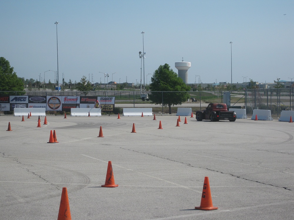 Name:  47 AutoX Truck 05.jpg
Views: 267
Size:  214.7 KB