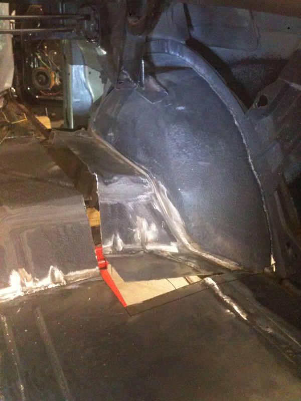 Name:  first cut wheel well.jpg
Views: 9715
Size:  151.2 KB