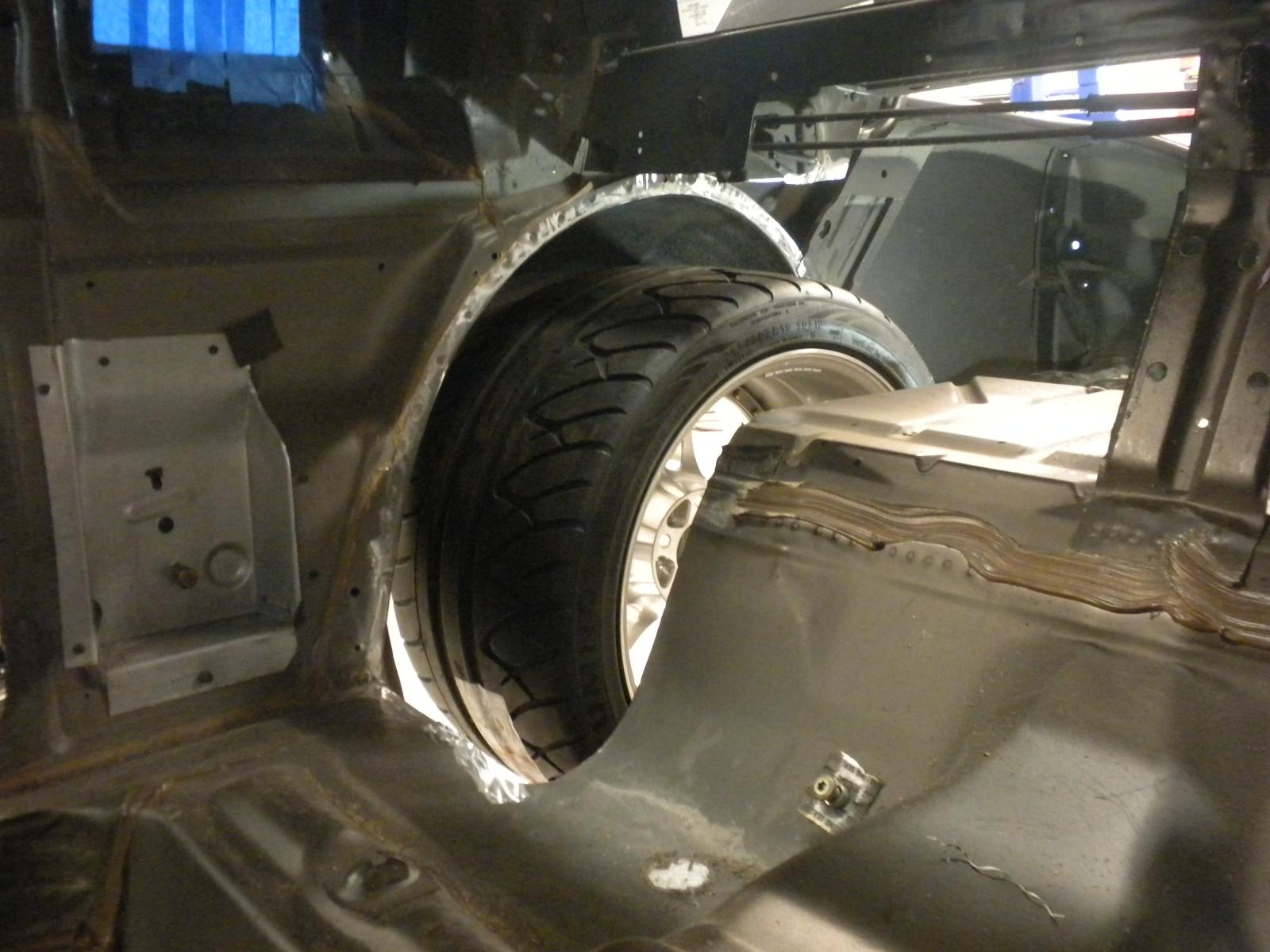 Name:  Fikse in trunk 2.jpg
Views: 10046
Size:  171.5 KB
