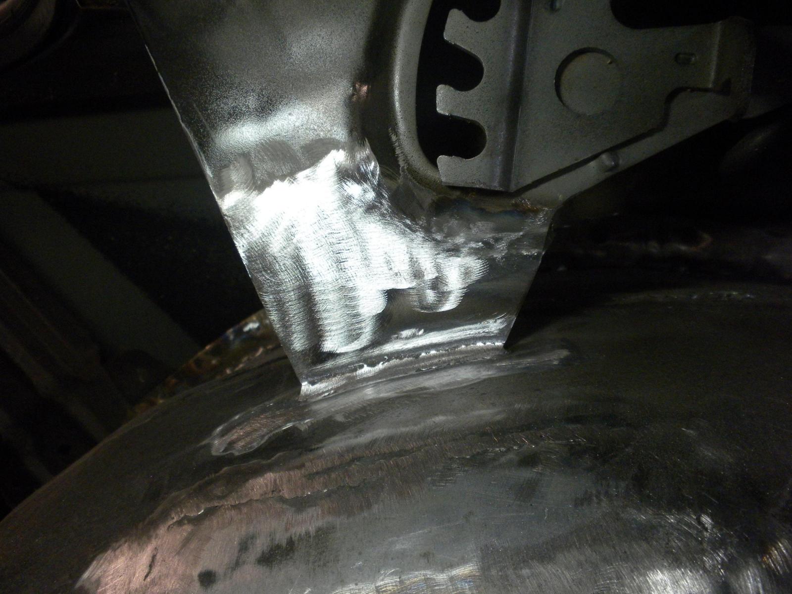 Name:  Trunk hinge2.jpg
Views: 6255
Size:  212.9 KB