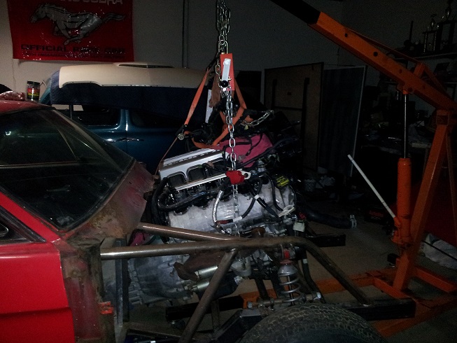 Name:  motor_going_in_sm.jpg
Views: 2453
Size:  116.3 KB