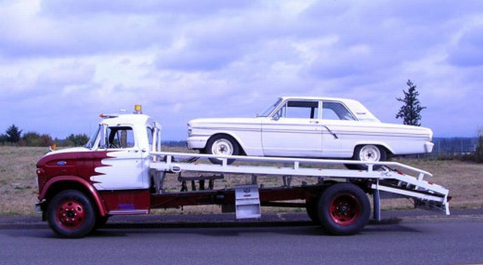 Name:  towing+20tbolt1275093877.jpg
Views: 779
Size:  49.5 KB