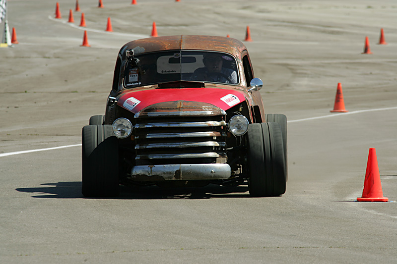 Name:  47 Chevy Truck Cornering.JPG
Views: 3477
Size:  147.5 KB