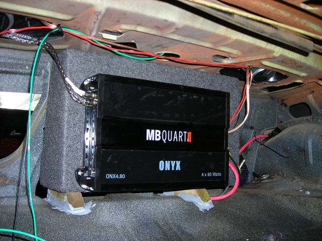 Name:  Kicker 10TCVT104 b_z.jpg
Views: 1148
Size:  209.6 KB
