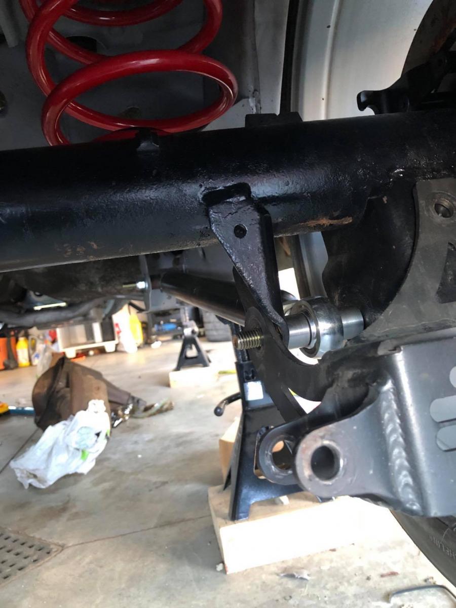Name:  lower control arm installed.jpg
Views: 1274
Size:  105.5 KB